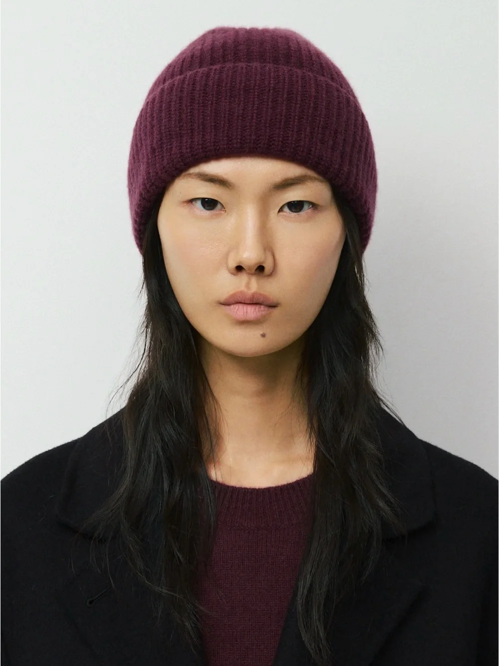 Aritzia cashmere crowned beanie